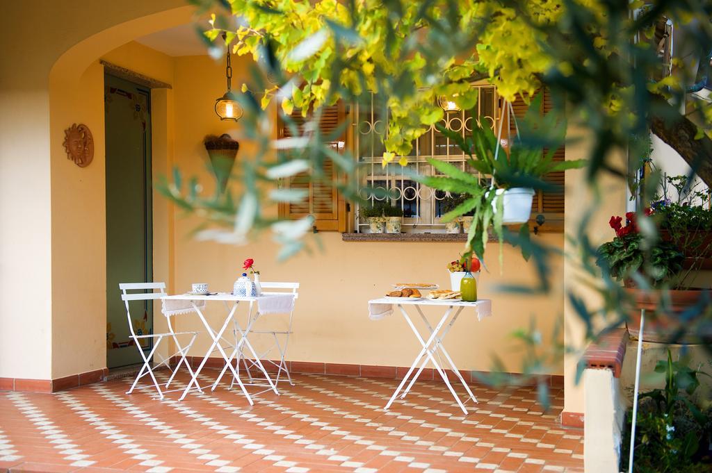 L'Albero Della Vita Bed and Breakfast Ceriale Exteriör bild